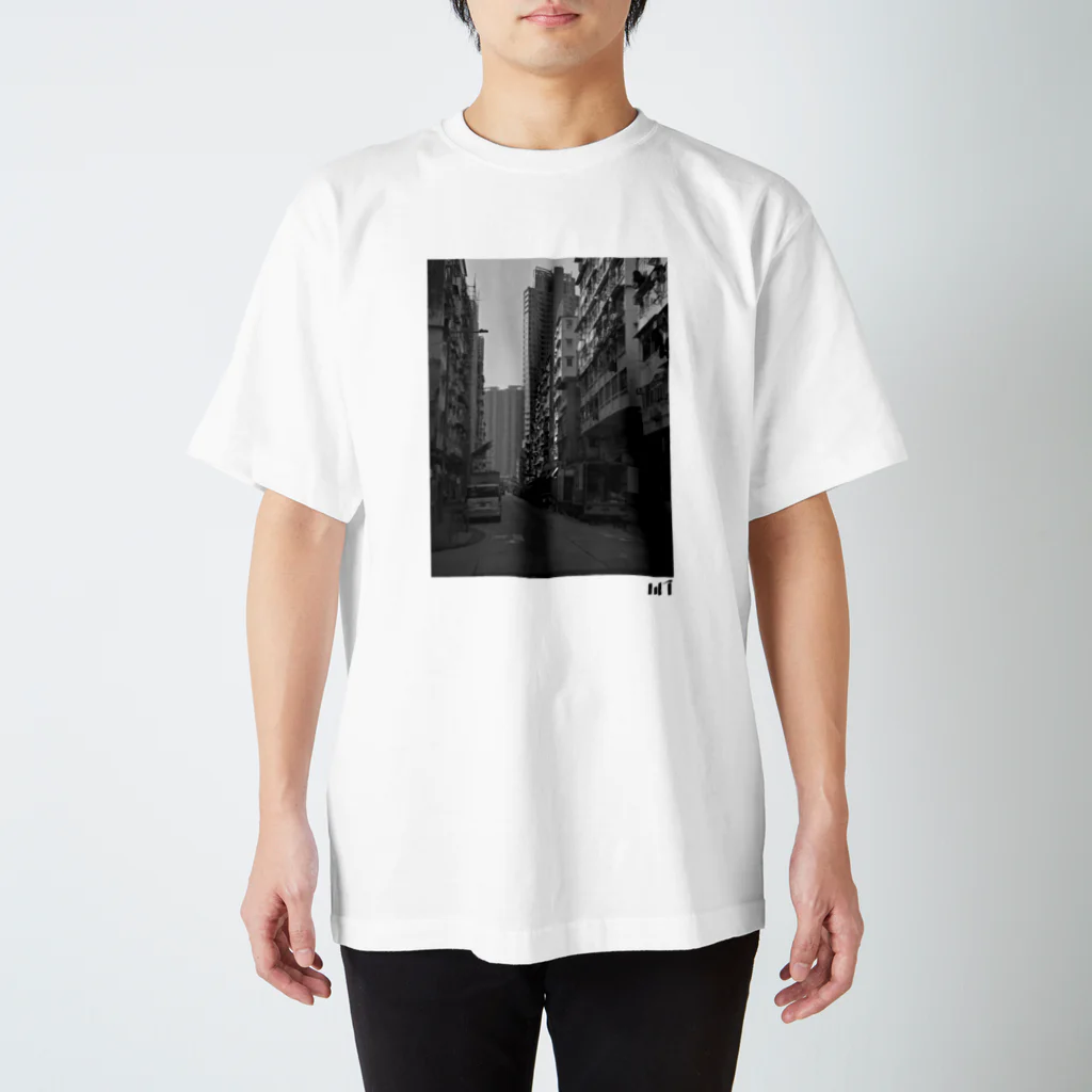 白目の九龍地区 Regular Fit T-Shirt