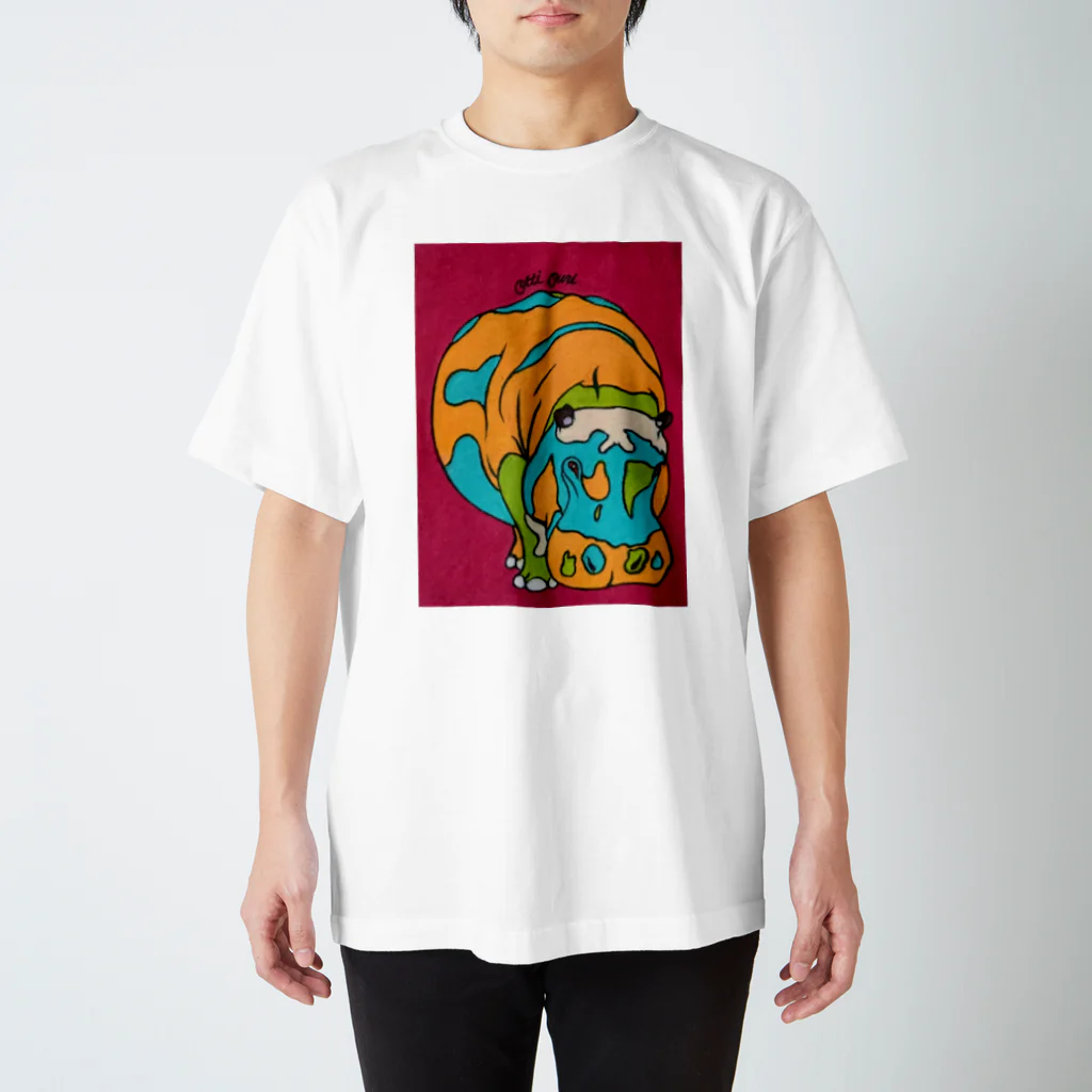 Otti Ouriの丸いカバさん スタンダードTシャツ