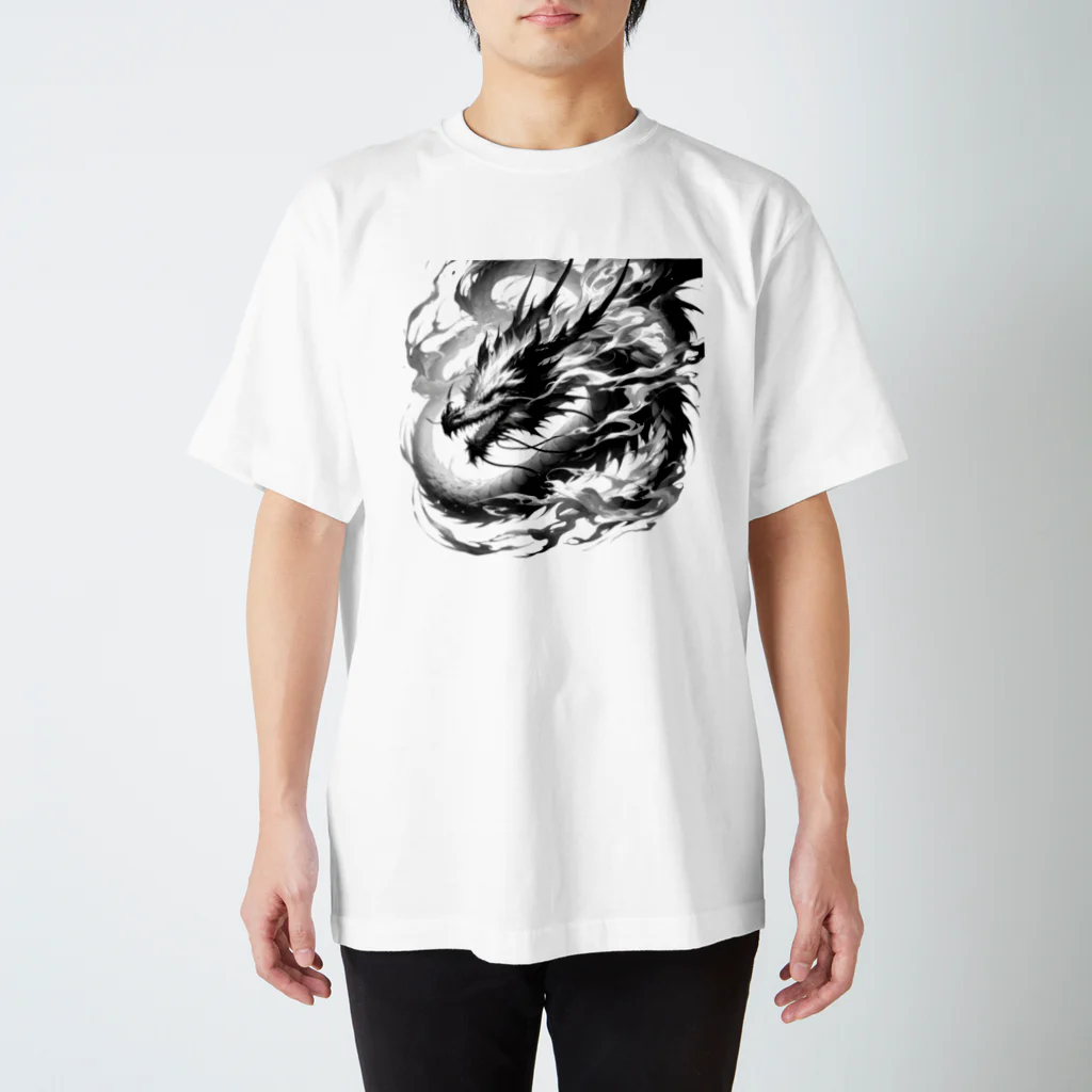 いきもの戯画の墨で描かれた竜 Regular Fit T-Shirt