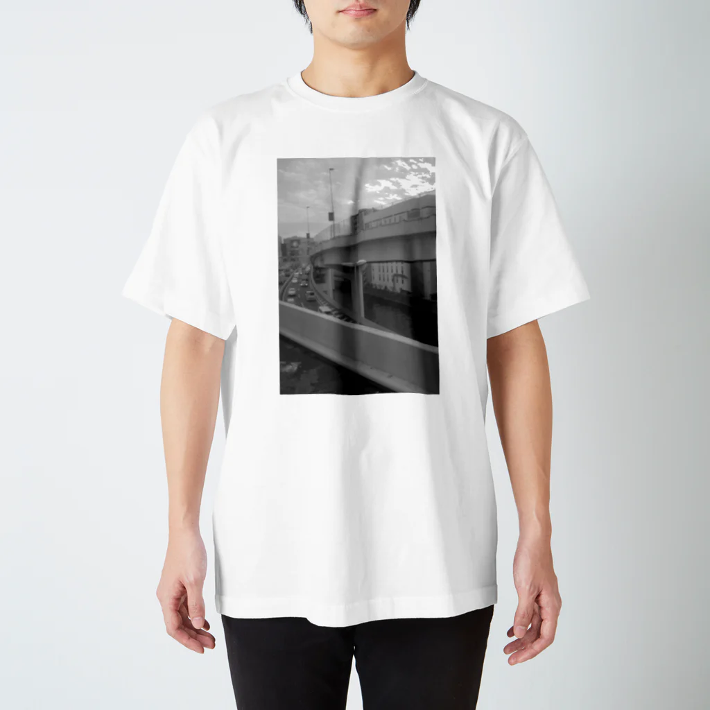 mangosuchinのroad スタンダードTシャツ