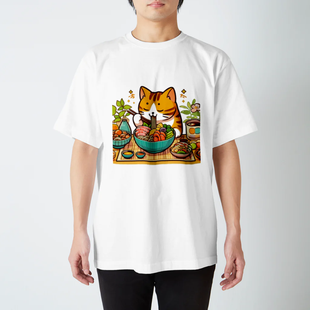 zuuu-のお上品に食事をする猫様 スタンダードTシャツ