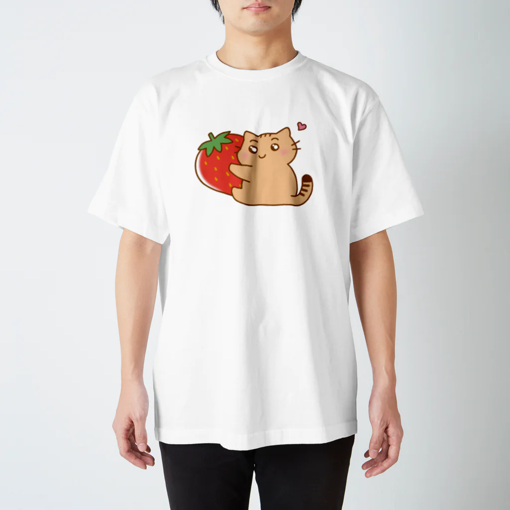 eigoyaの苺と茶トラ猫ちゃん スタンダードTシャツ