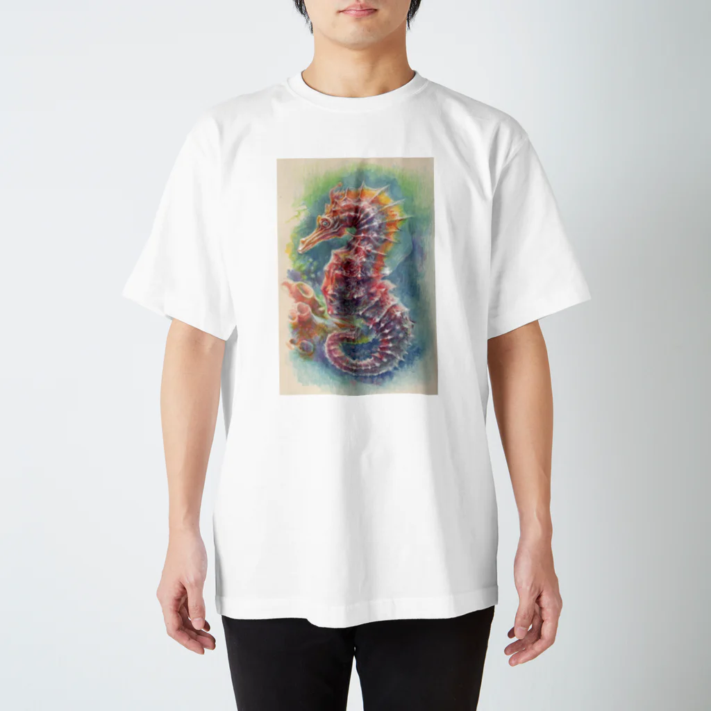 Hikaru Yokochiの【辰年】タツノオトシゴちゃん Regular Fit T-Shirt