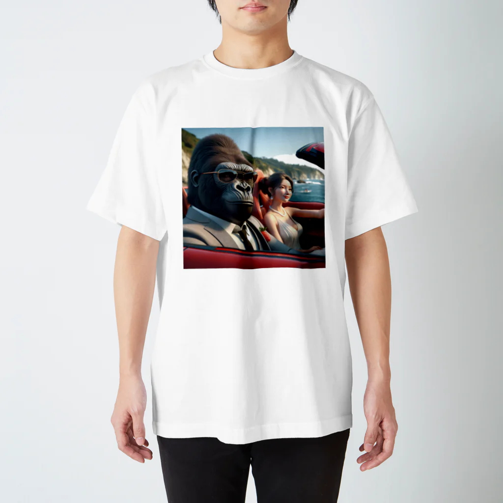 ドリサポの美女とゴリ先輩 Regular Fit T-Shirt