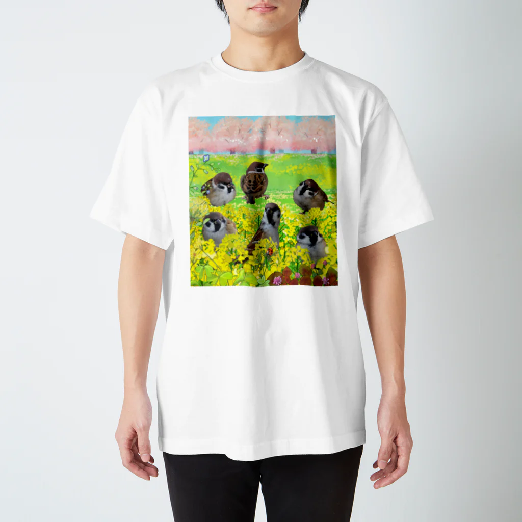 旅するスズメのメッシュファミリー春 Regular Fit T-Shirt