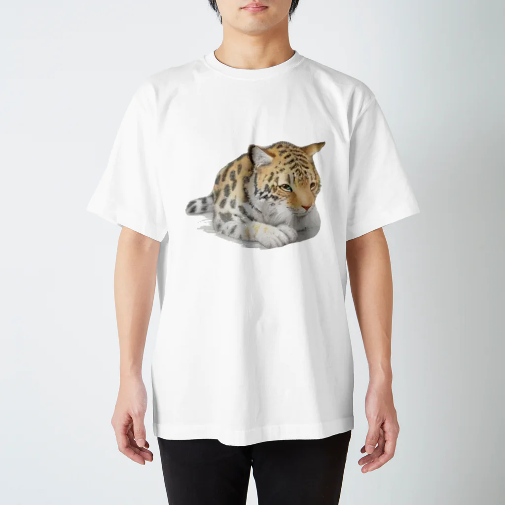 姫とすずり。の静かなかわいらしいヒョウ Regular Fit T-Shirt