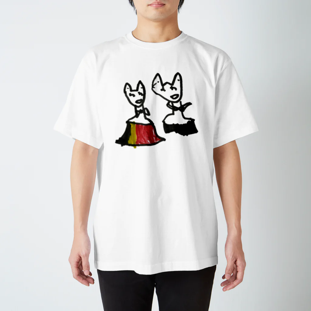 BWfamilyのおやまのきつねのおんなのこ Regular Fit T-Shirt