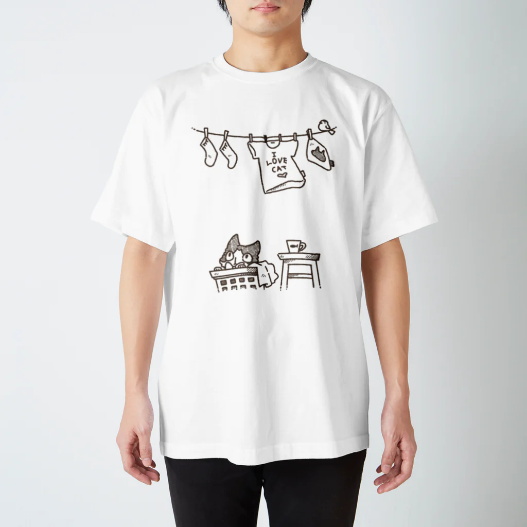 やとりえ-yatorie-の晴れの日のハチワレ スタンダードTシャツ