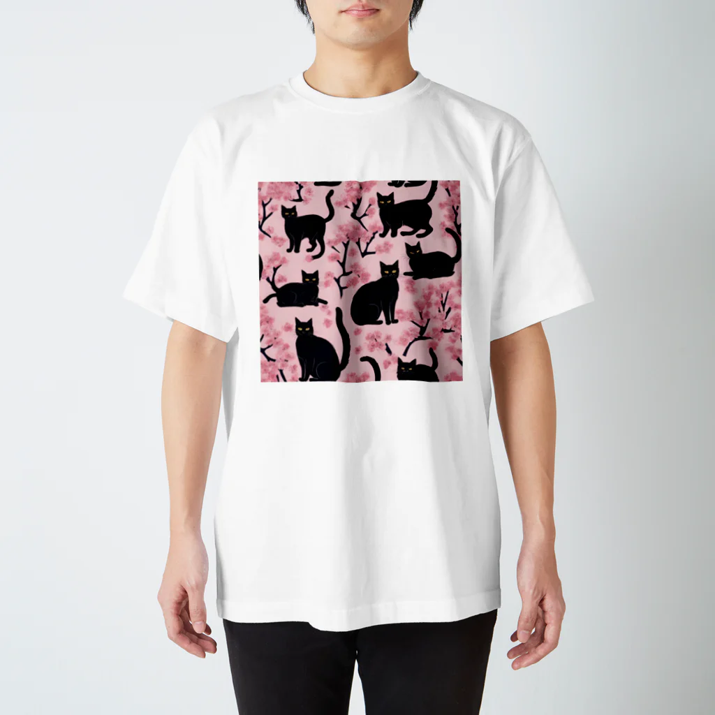 春夏秋冬。の黒猫と桜 Regular Fit T-Shirt