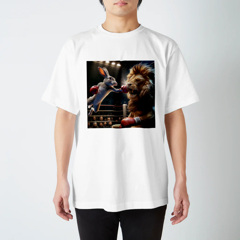 Laugh-Tのウサギとライオンのボクシング Regular Fit T-Shirt