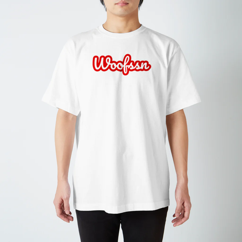 Woofssn™︎の筆記体ロゴ Regular Fit T-Shirt