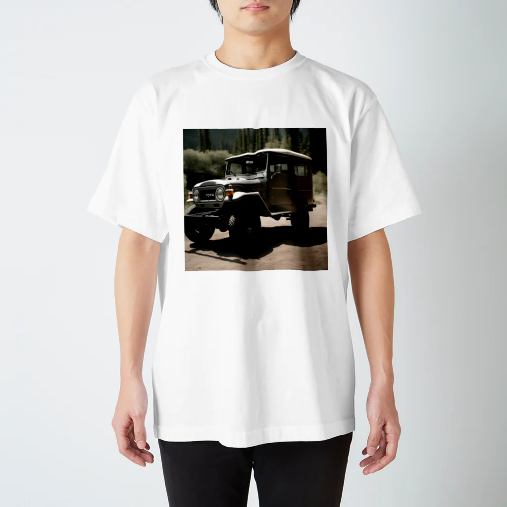 Vintage MotorVehicleのトヨタ・ランドクルーザー Regular Fit T-Shirt