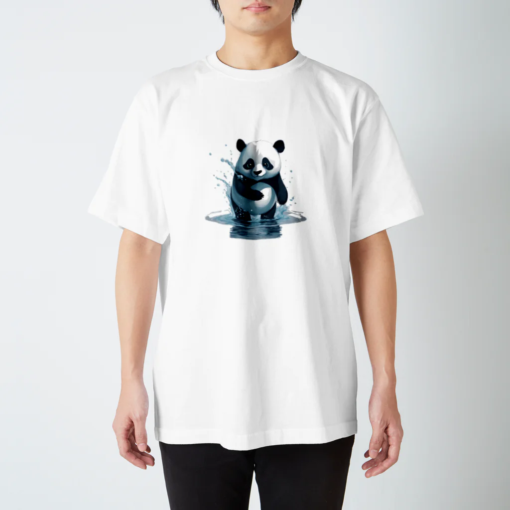 waterpandaのパンダの水遊び スタンダードTシャツ