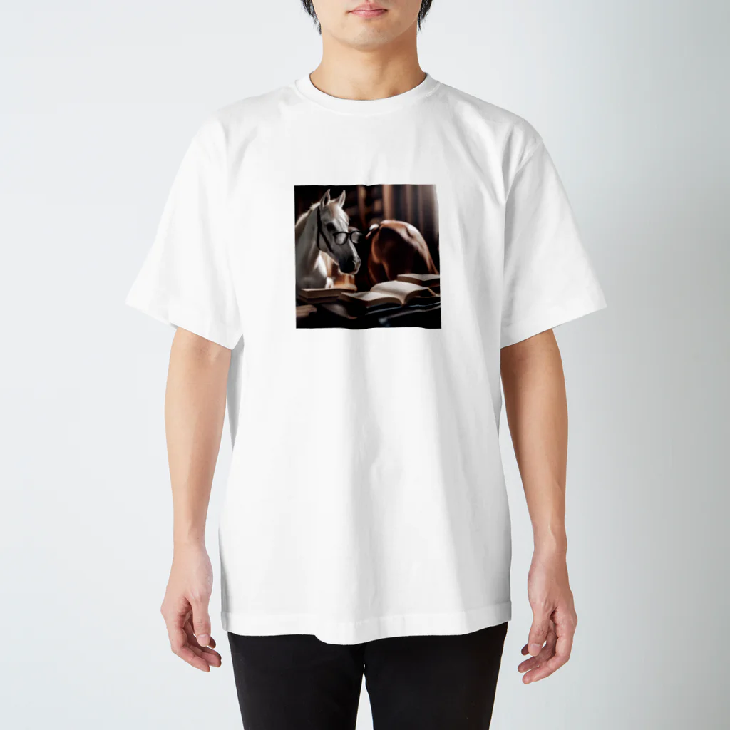 UDRUMSの読書家の馬 Regular Fit T-Shirt