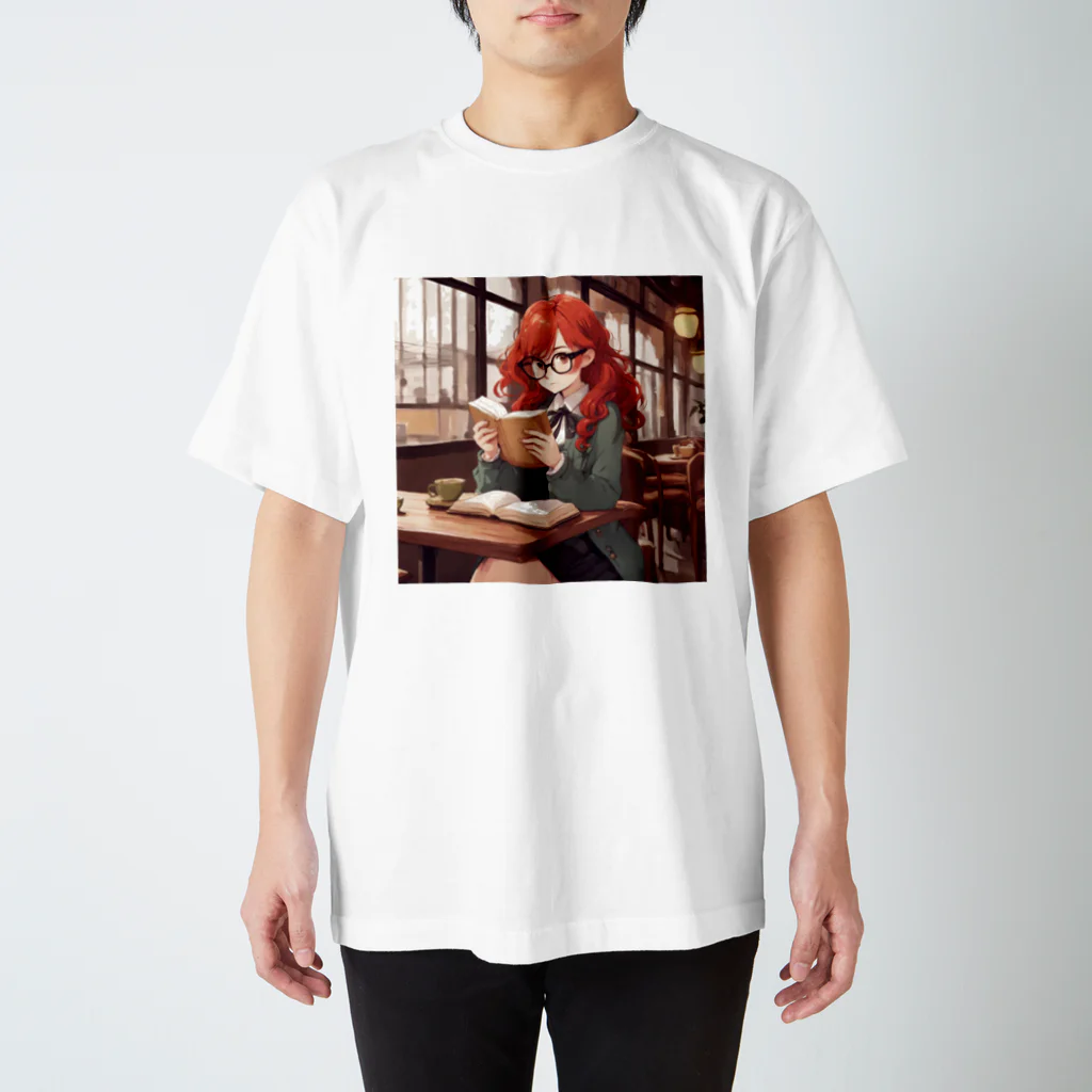 プリンゴブリンの赤毛の読書メガネさん Regular Fit T-Shirt