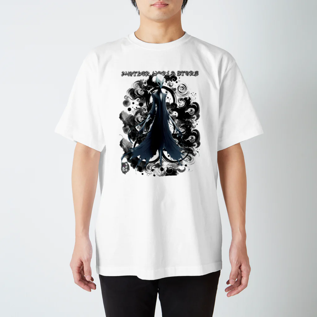 異世界商店のクリーチャー№3 Regular Fit T-Shirt