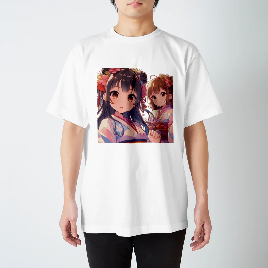 推しの美少女とアイドルの和服が似合う美人姉妹 Regular Fit T-Shirt