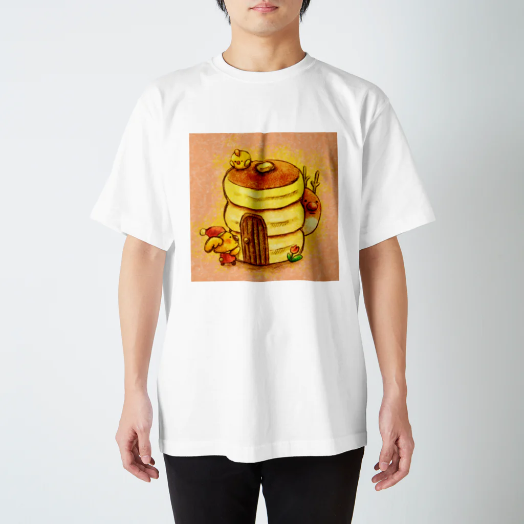 絵本好き主婦の癒し店のホットケーキのいえ Regular Fit T-Shirt