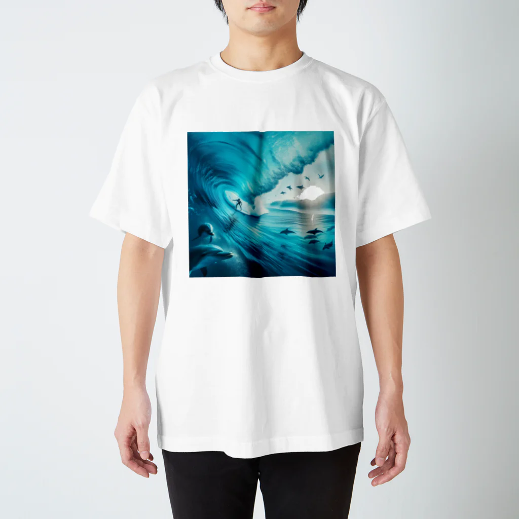 Lovers-chapelのサーファーと海 Regular Fit T-Shirt