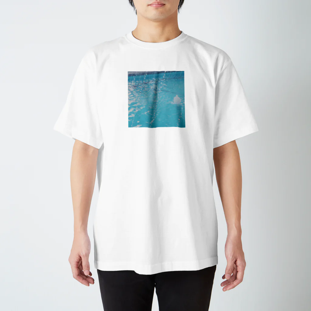 気さくなウサギのおみおみせのWater スタンダードTシャツ