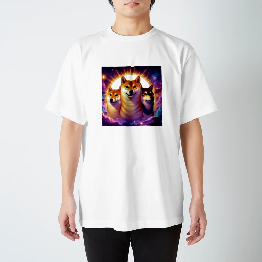 宇宙猫ファクトリーの宇宙犬グッズ 1号 Regular Fit T-Shirt