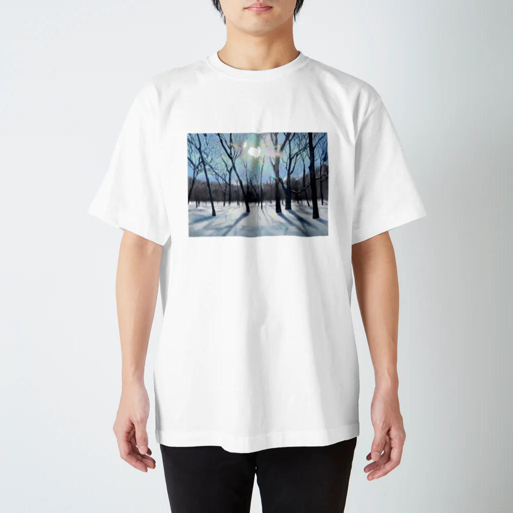 MOMODAMONの冬の雑木林 Regular Fit T-Shirt