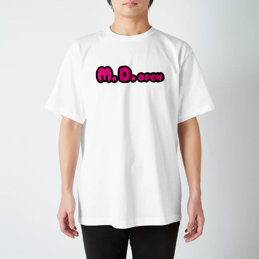 M.D.openのM.D.openピンクロゴ Regular Fit T-Shirt