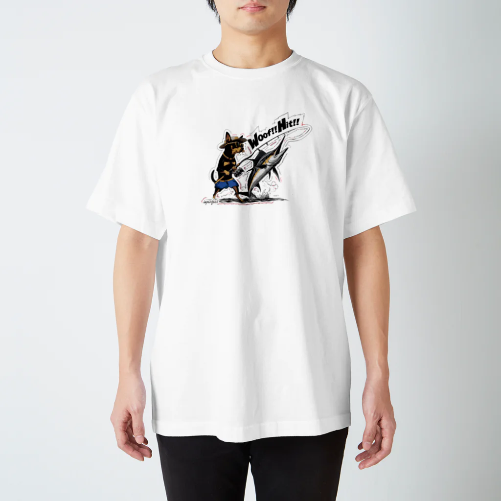 朝日山の家のWoof!!Hit!! Regular Fit T-Shirt