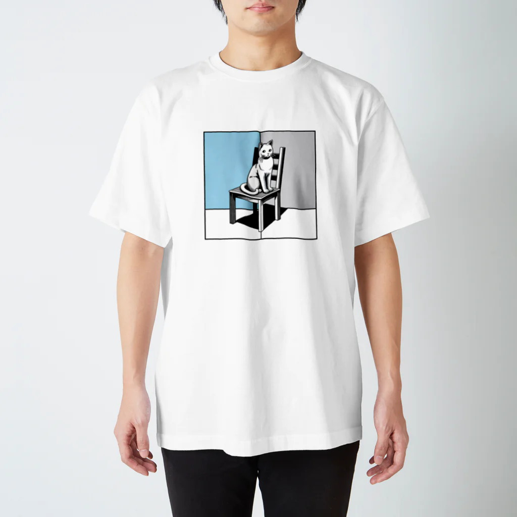 相紗ねるのcat on the chair スタンダードTシャツ