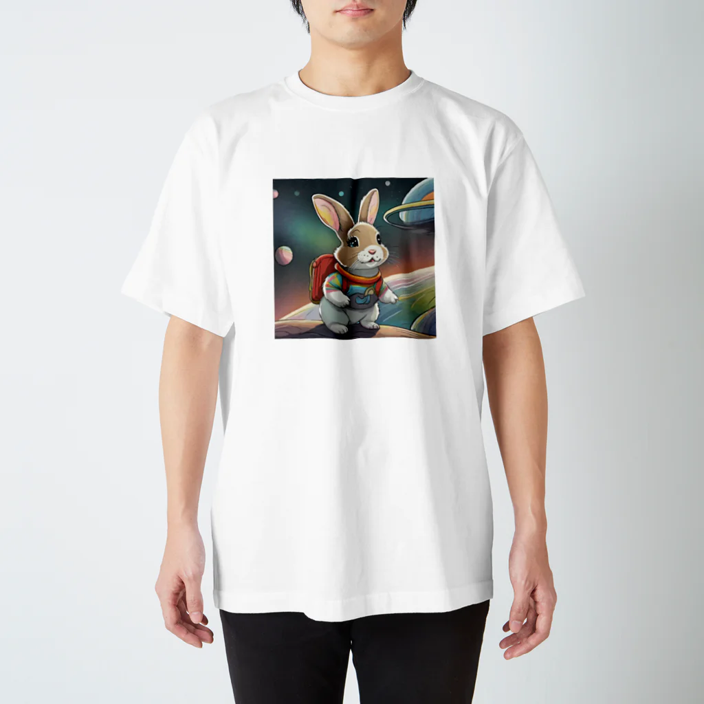 うさぎやの宇宙を旅するうさぎ2 Regular Fit T-Shirt