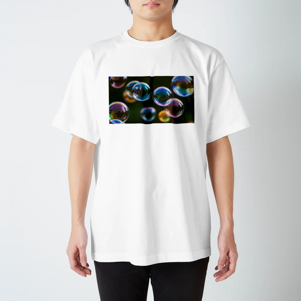 AQUAMETAVERSEの大小の輝くシャボン玉　BLUE PLUM  691 スタンダードTシャツ