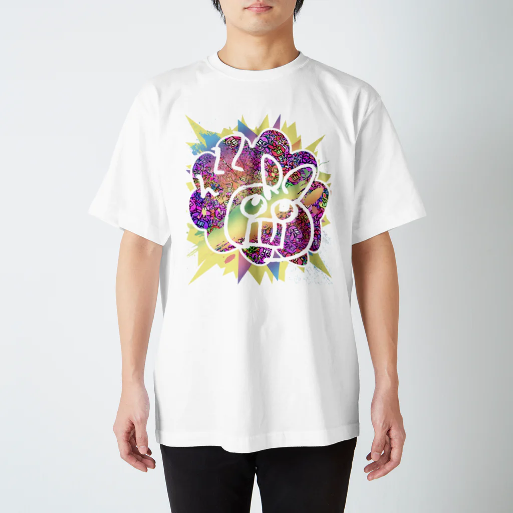 Ａ’ｚｗｏｒｋＳのイーってなってるらくがきウサギ（カラフルトゲトゲver2） Regular Fit T-Shirt