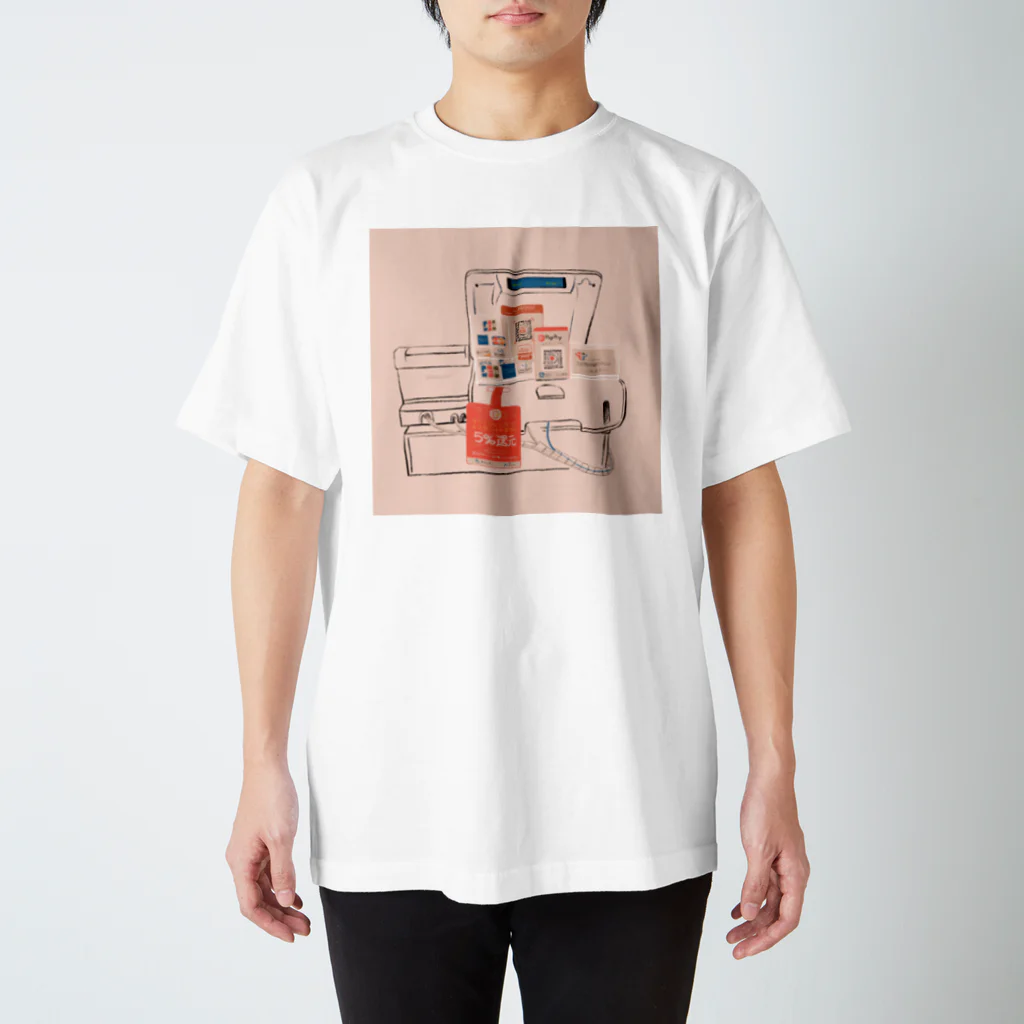 V・Mn(バナジウム・マンガン)のレジ前 Regular Fit T-Shirt