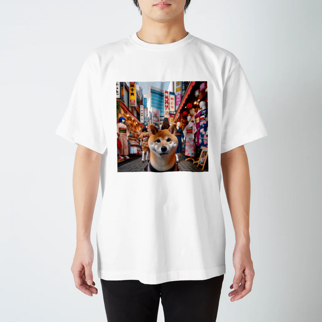 japantravelの柴犬の東京散歩 スタンダードTシャツ