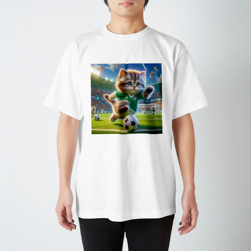 スポーツにゃんこ大戦争のサッカーにゃんこ スタンダードTシャツ