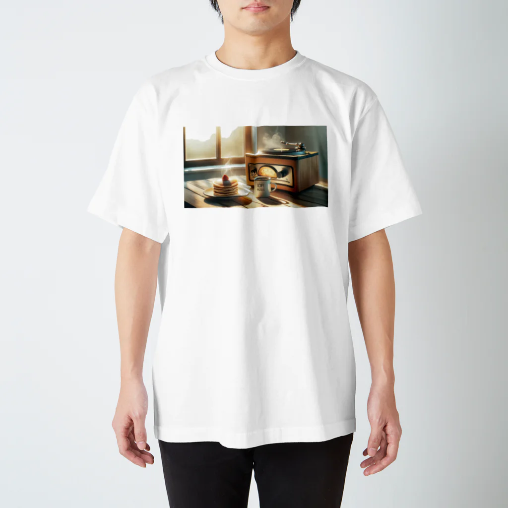 太い居候のホカホカレコード Regular Fit T-Shirt