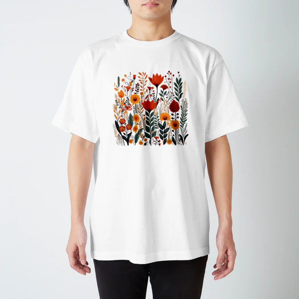 Grazing Wombatのヴィンテージなボヘミアンスタイルの花柄　Vintage Bohemian-style floral pattern Regular Fit T-Shirt