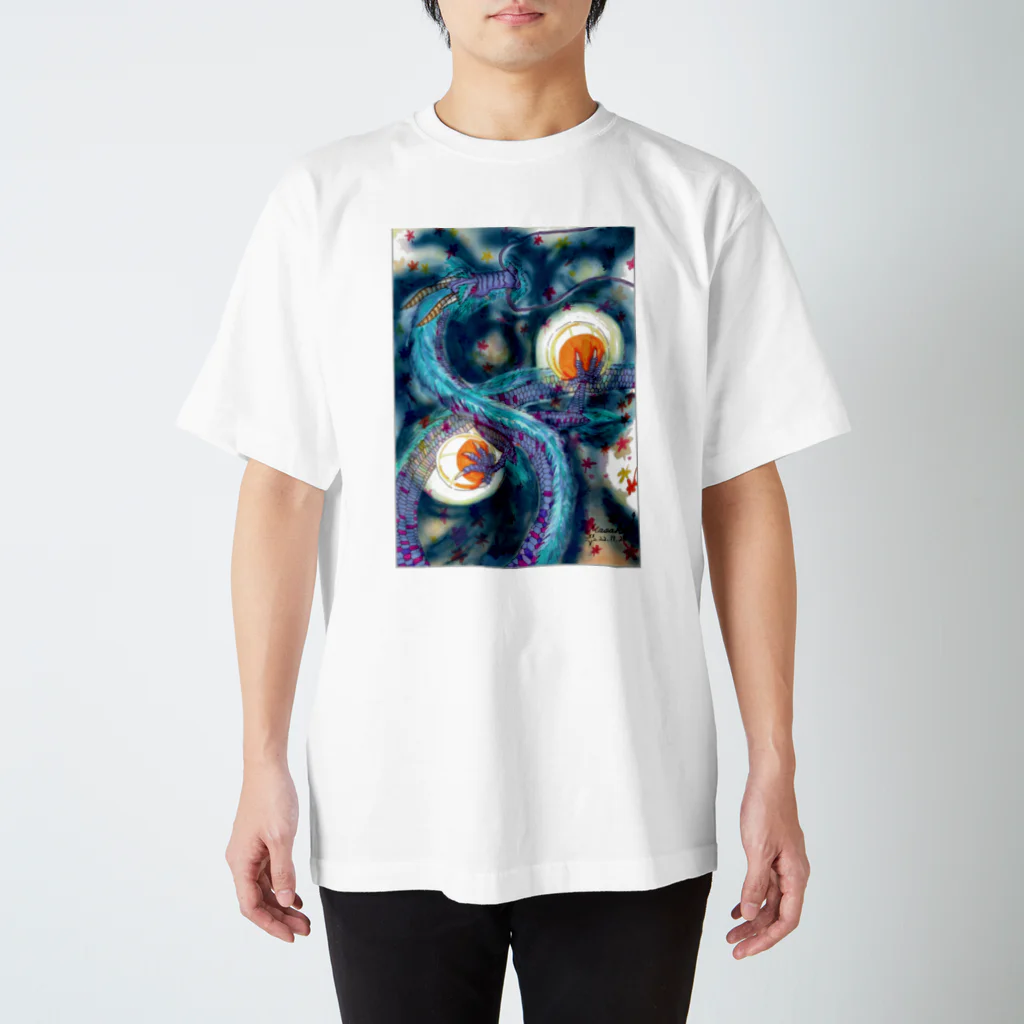 Daria tanakaの舞う龍神 Regular Fit T-Shirt