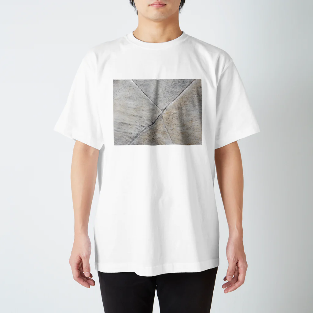 stÖnesのTシャツ Regular Fit T-Shirt