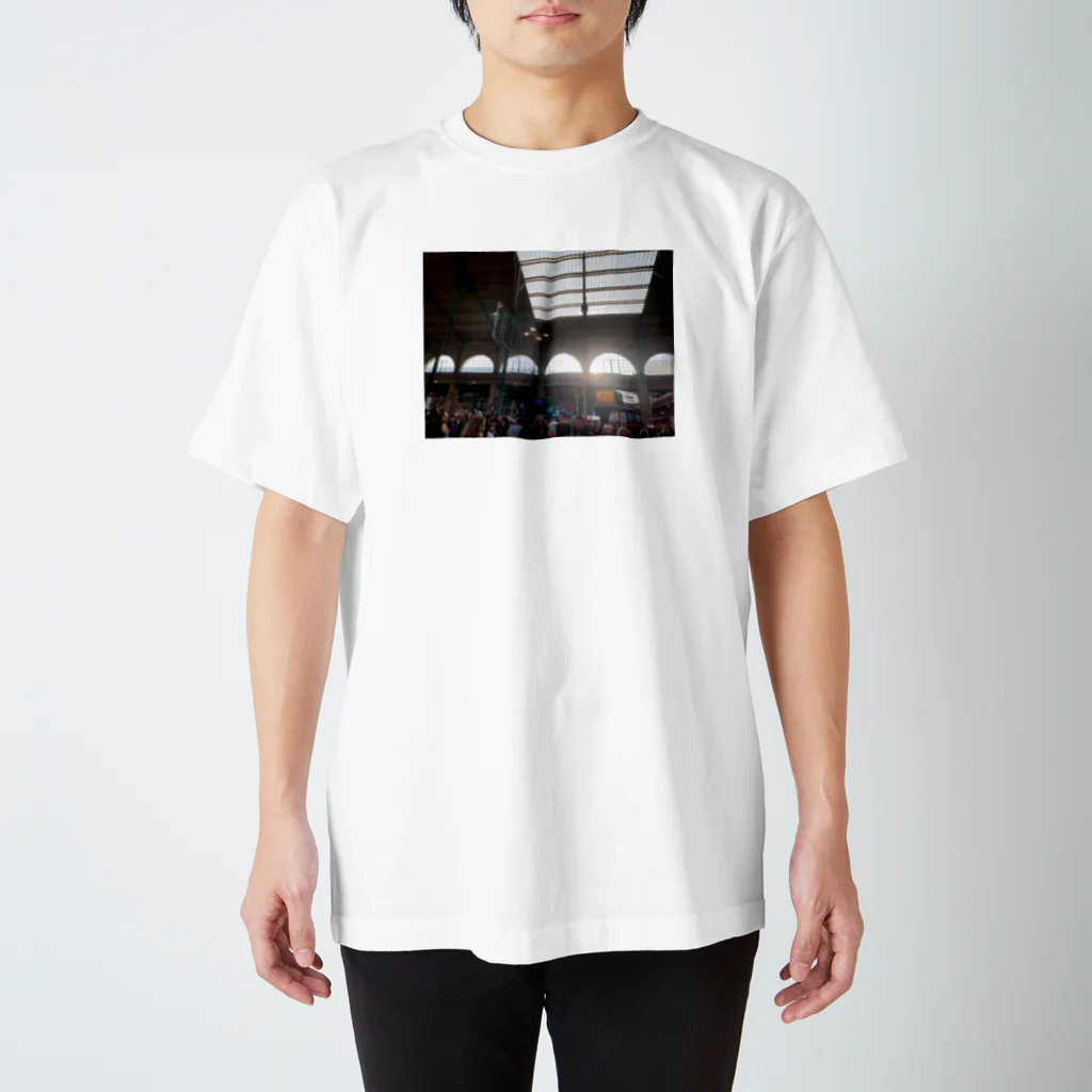 makiko_suginoのGare du Nord Regular Fit T-Shirt