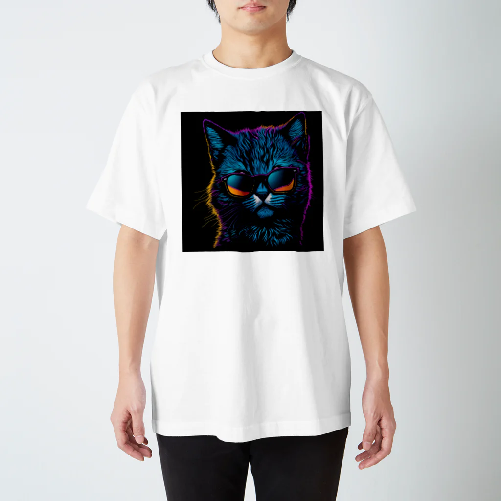 UNIQUE〜AIアートショップ〜のワイルドキャット スタンダードTシャツ