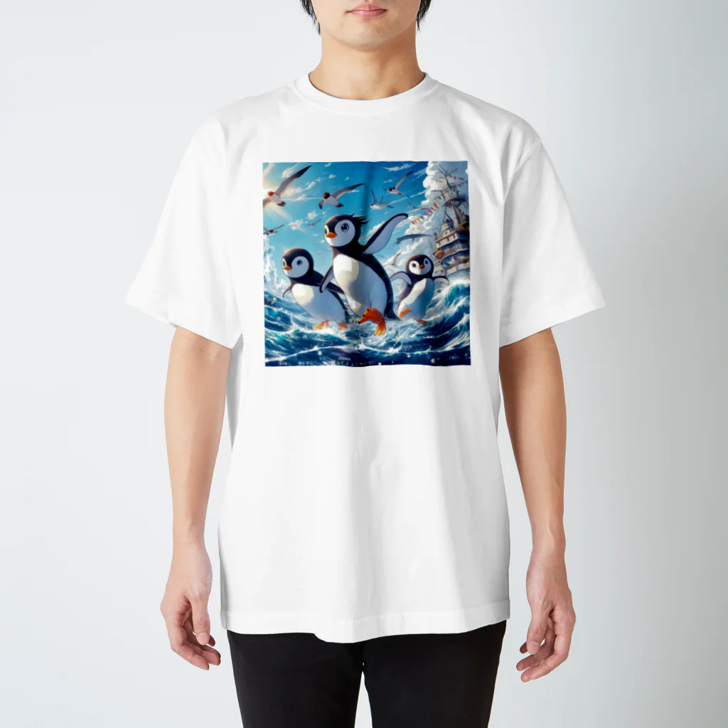 潮風のペンギン Regular Fit T-Shirt