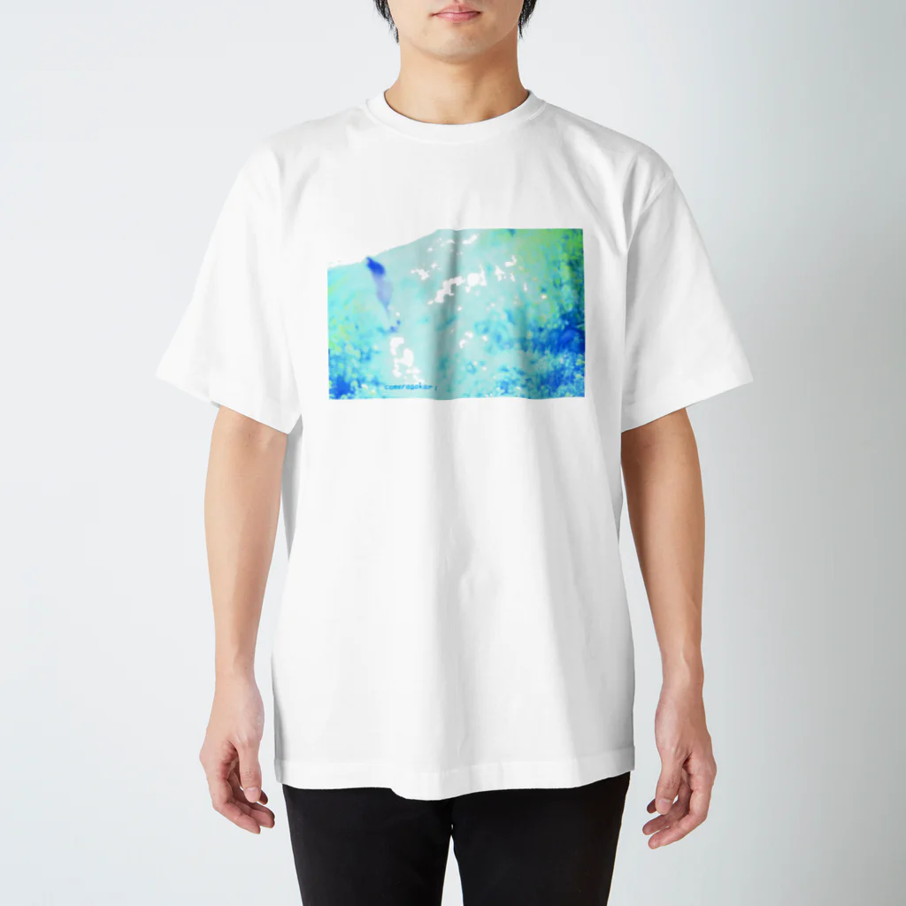 カメラ係の忘却の園 Regular Fit T-Shirt