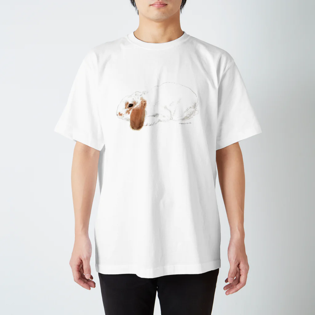 ヒラノマキコの2024.8月うさぎ Regular Fit T-Shirt