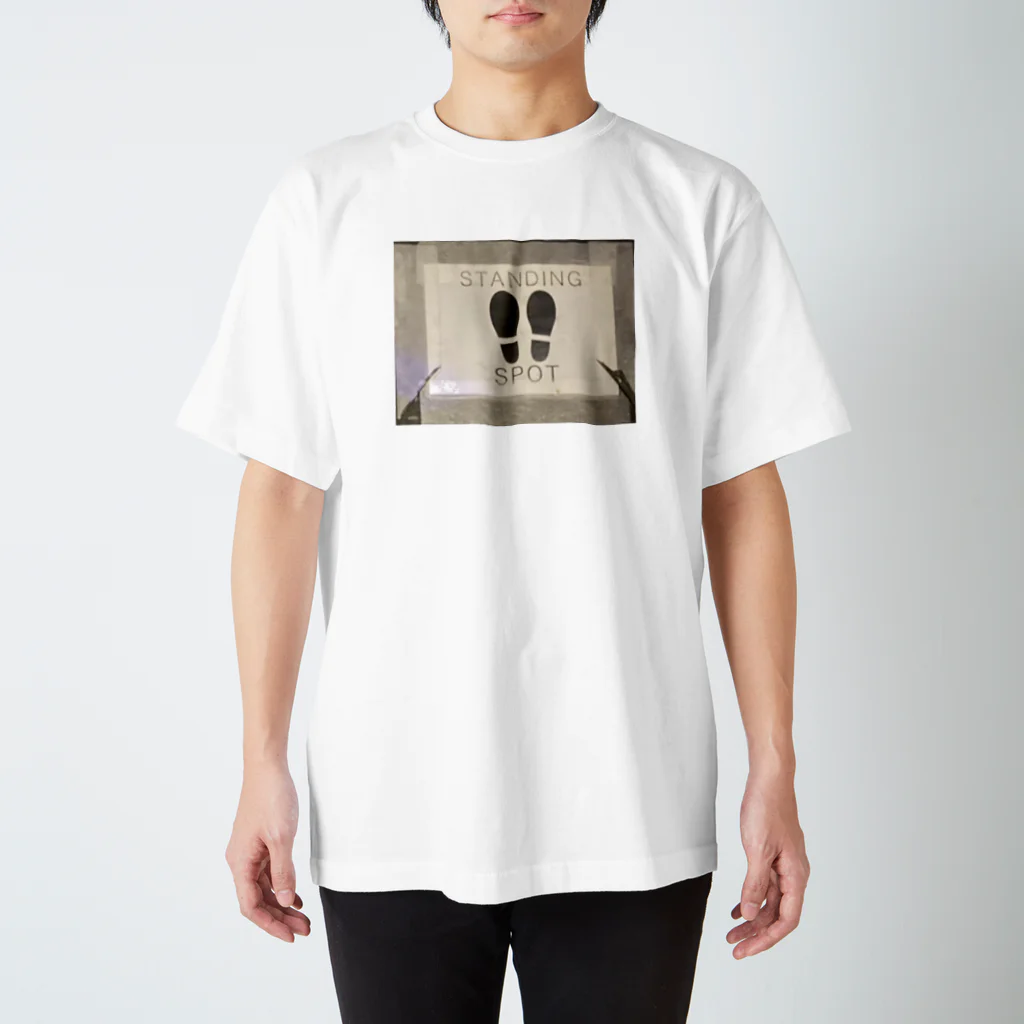 poemiのSTANDING SPOT Regular Fit T-Shirt