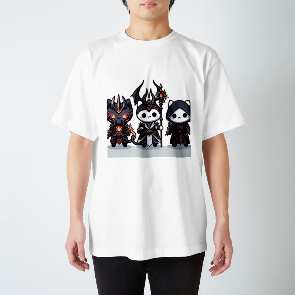 にゃんラボの魔王にゃんこと側近にゃんこ Regular Fit T-Shirt