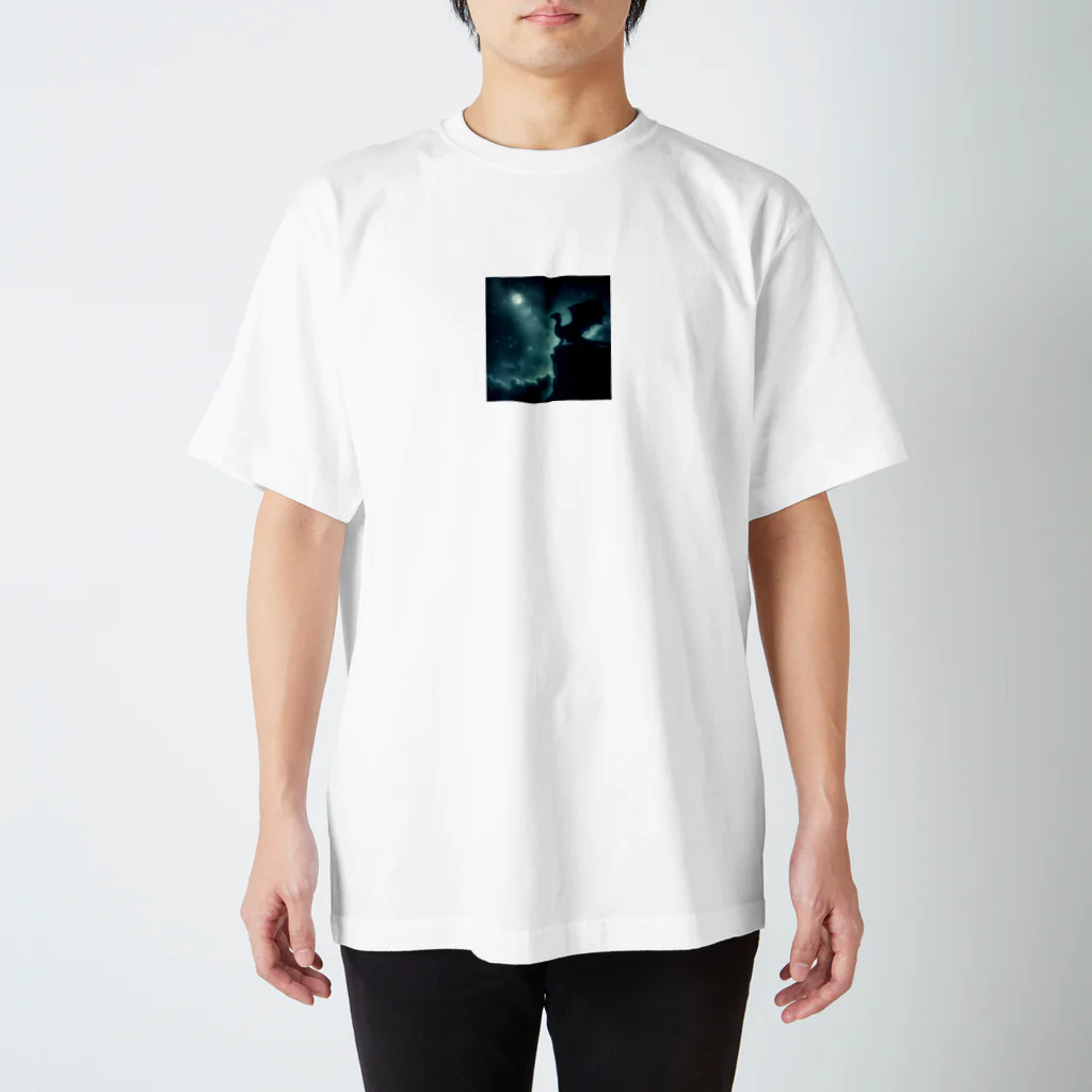 プラネテスの月と竜 Regular Fit T-Shirt