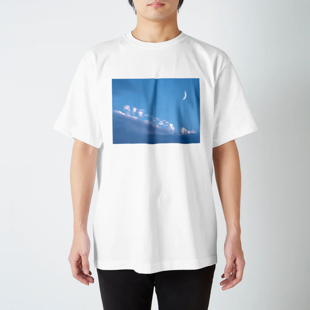 Sumomiyaの青月の雲 スタンダードTシャツ