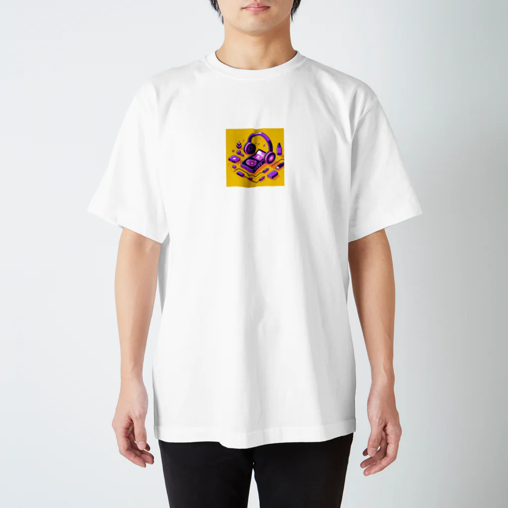 パープルルームのラッキーミュージック Regular Fit T-Shirt