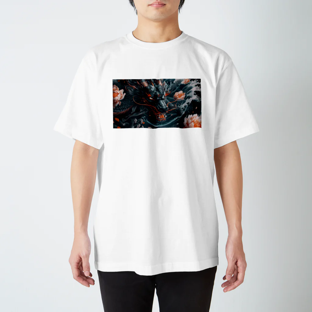 フォアネイル開運ショップの神秘の黒龍 Regular Fit T-Shirt